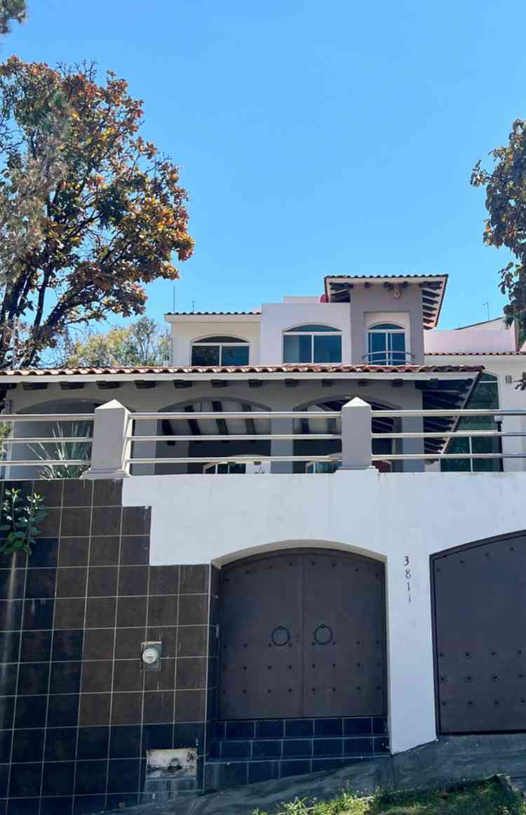 casa en venta avenida del reno poniente ciudad bugambilias zapopan jalisco pT6no9L