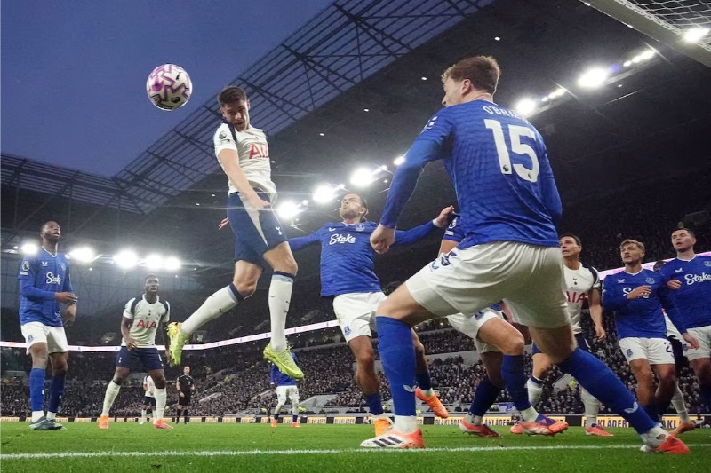 Tottenham bắt buộc phải đánh bại Everton