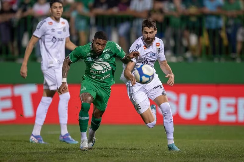 Santos đủ sức đánh bại Chapecoense